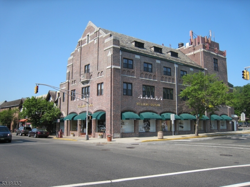 248 Lorraine Avenue Suite 4 Montclair NJ 07043