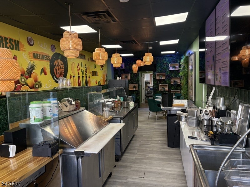 7 W Main Street Somerville NJ 08876