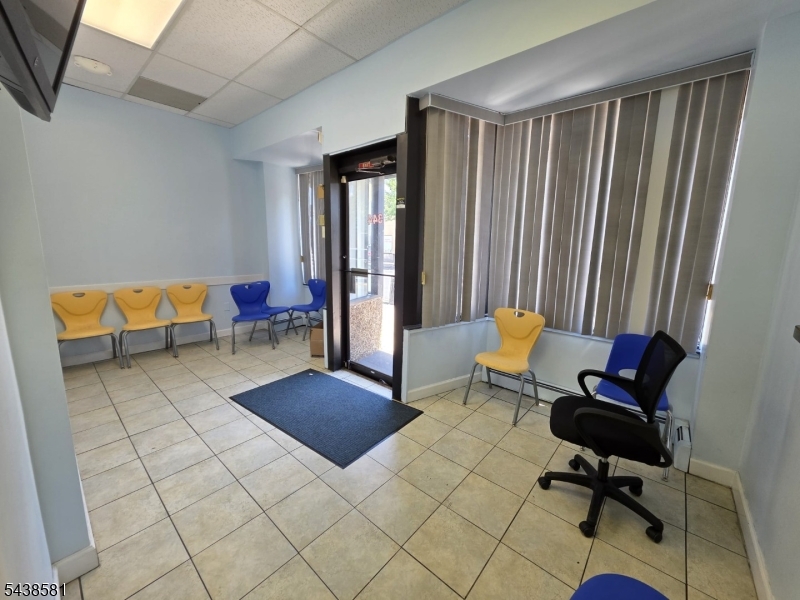 348 Clifton Avenue Clifton NJ 07011