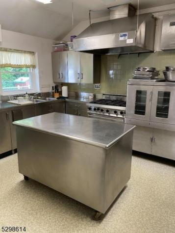 120 Lake Drive E Wayne NJ 07470