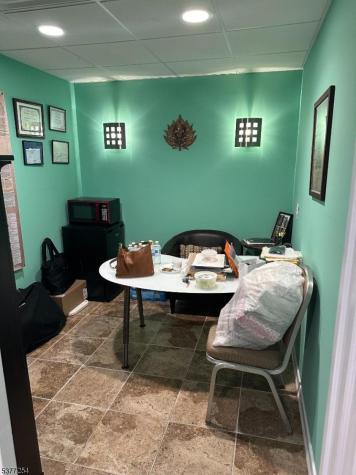 199 Smith Road Parsippany-troy Hills NJ 07054