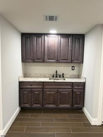 990 Raritan Road Clark NJ 07066