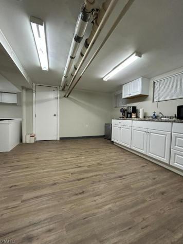 216 W Elizabeth Avenue Linden NJ 07036