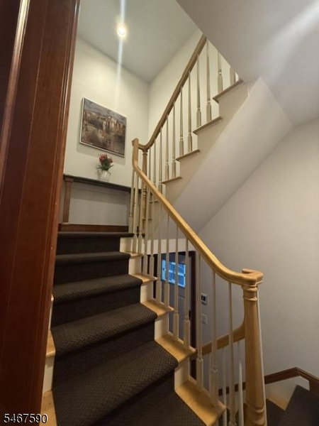 77 Jefferson Place Totowa NJ 07512