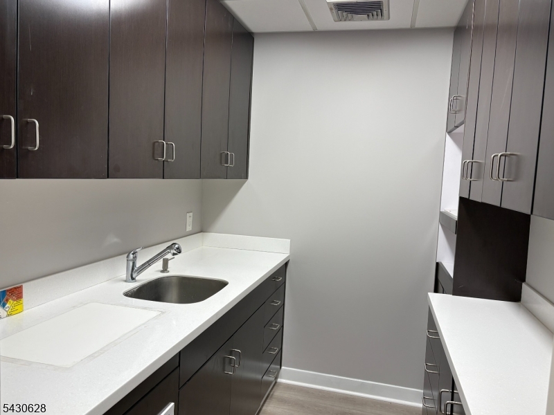 209 S Livingston Avenue Livingston NJ 07039