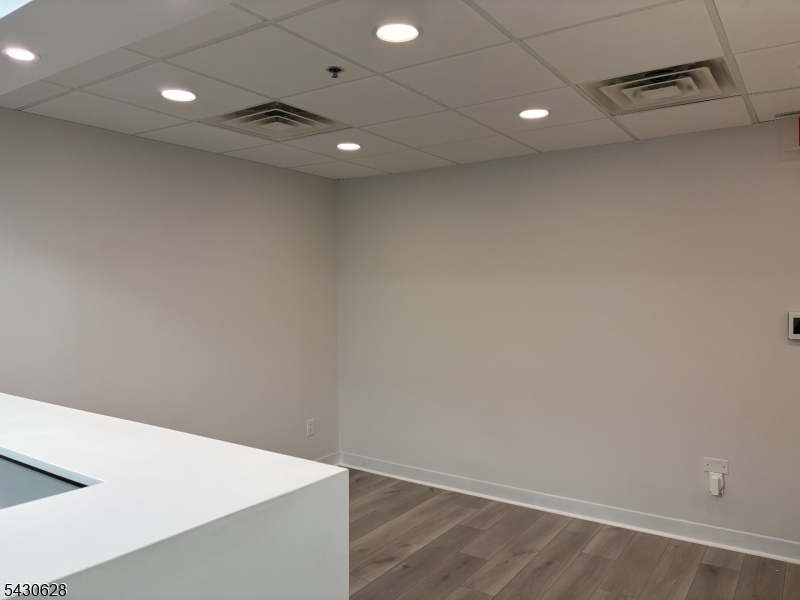 209 S Livingston Avenue Livingston NJ 07039