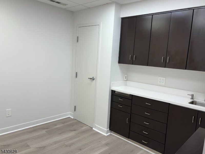 209 S Livingston Avenue Livingston NJ 07039