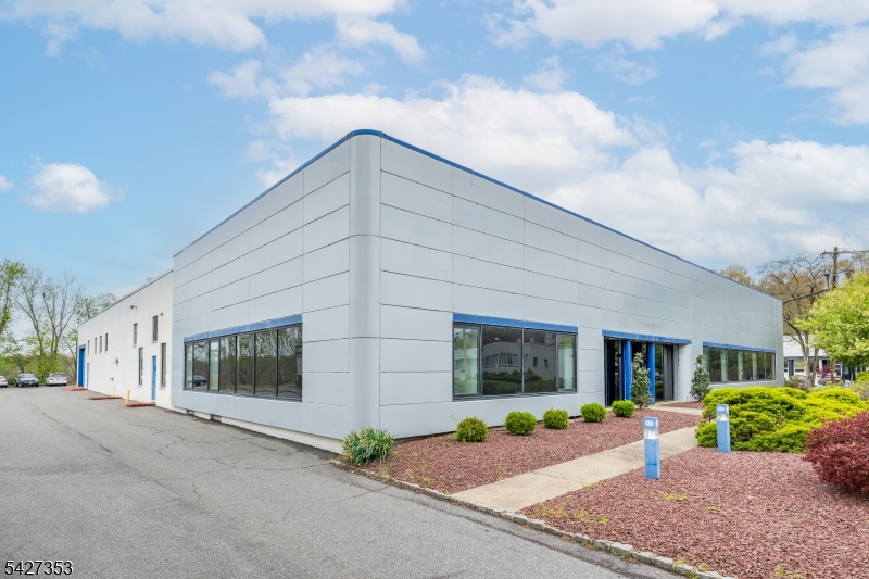 119 Naylon Avenue Livingston NJ 07039