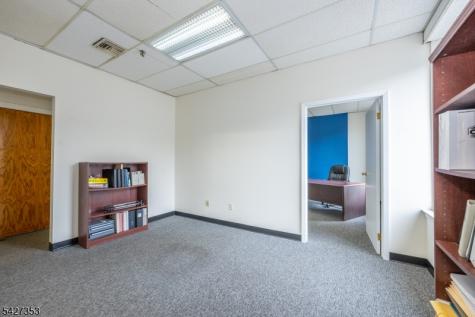 119 Naylon Avenue Livingston NJ 07039