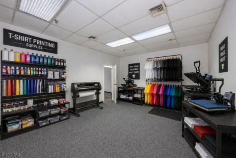 119 Naylon Avenue Livingston NJ 07039