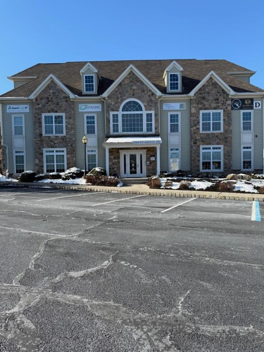 361 State Route 31 Raritan NJ 08822