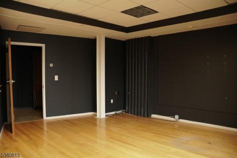 138 140BROAD Street Elizabeth NJ 07201