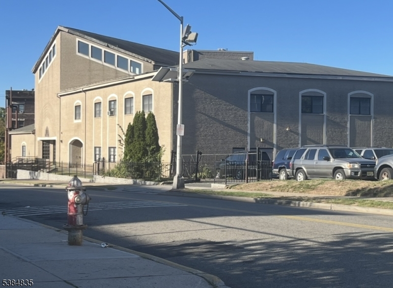 400 Drive Mlk Jr Boulevard East Orange NJ 07018