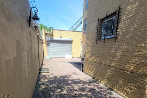 1138 Grove Street Irvington NJ 07111