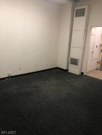 446 Chamberlain Avenue Paterson NJ 07522