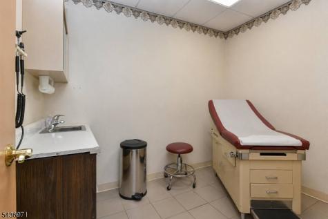1815 Summit Avenue Union NJ 07087