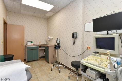 1815 Summit Avenue Union NJ 07087