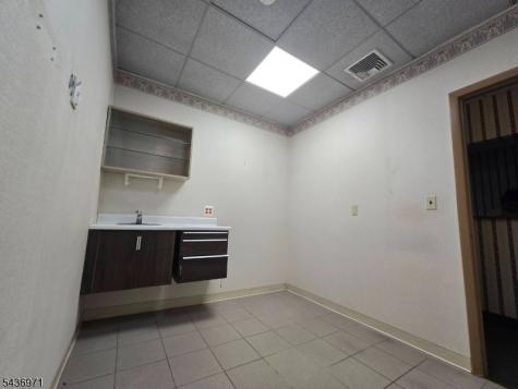1815 Summit Avenue Union NJ 07087