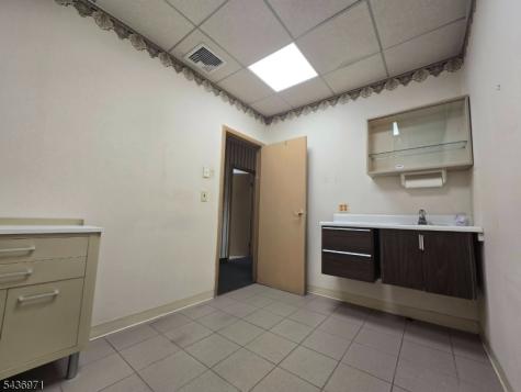 1815 Summit Avenue Union NJ 07087