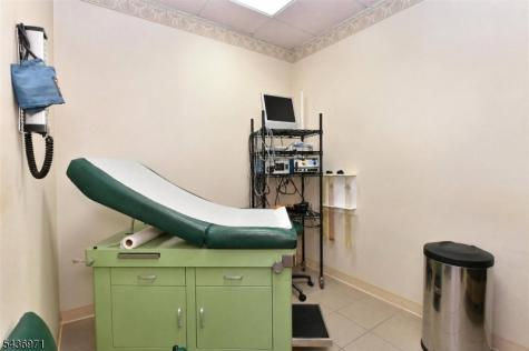 1815 Summit Avenue Union NJ 07087