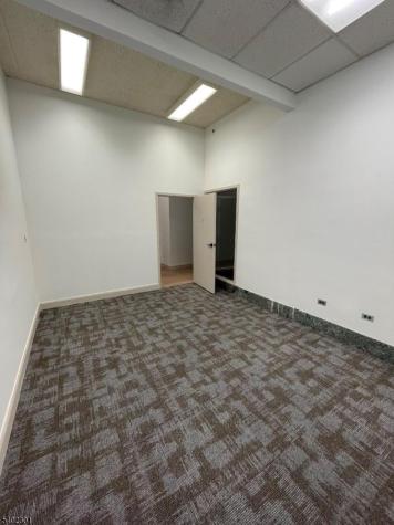 2 W Washington Avenue Washington NJ 07882