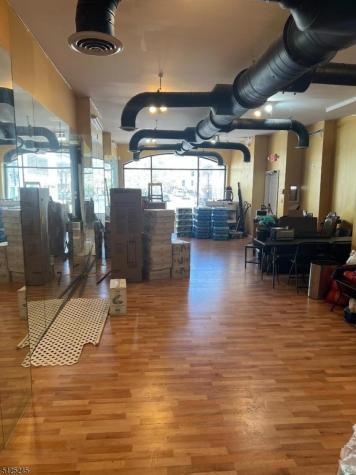 244 Mulberry Street Newark NJ 07102
