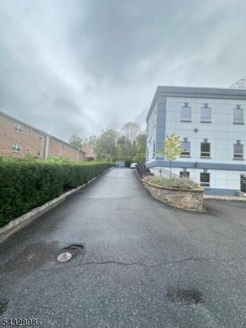 107 W Main Street Clinton NJ 08809