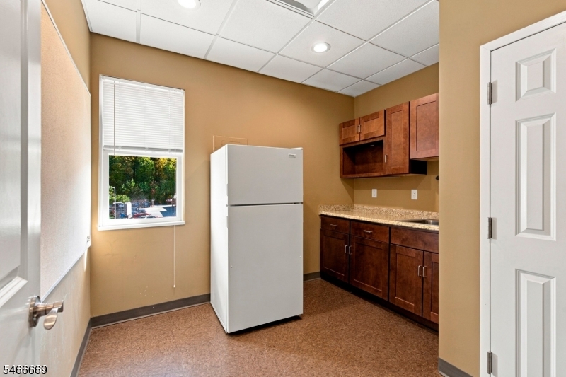 28 Bowling Green Pkwy 2a Jefferson NJ 07849