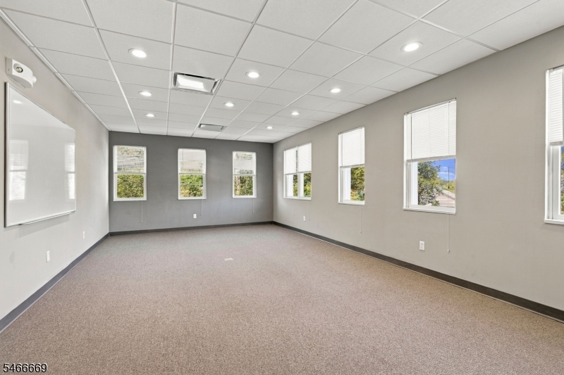 28 Bowling Green Pkwy 2a Jefferson NJ 07849