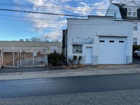 15 Willard Place Montclair NJ 07042