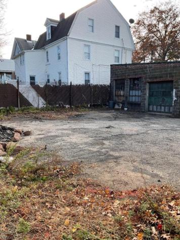 15 Willard Place Montclair NJ 07042