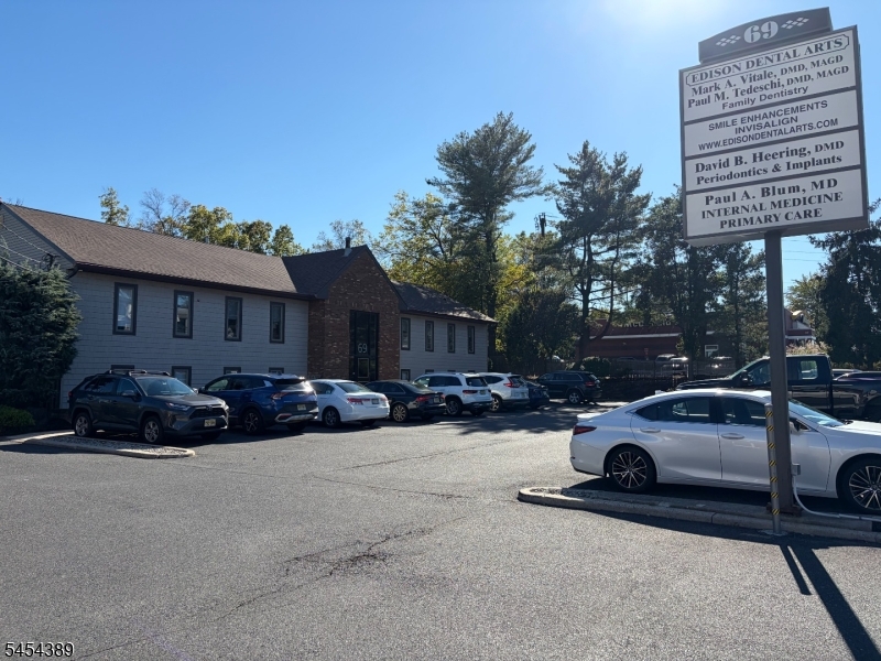 69 Lincoln Hwy Rt27 Edison NJ 08837