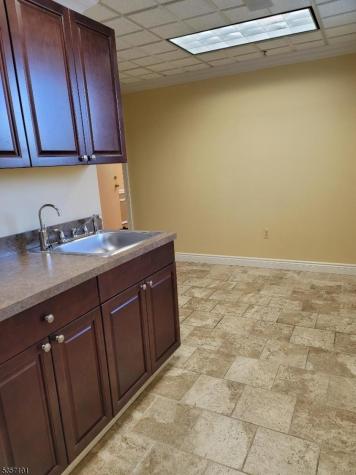 205 Browertown Road Woodland Park NJ 07424
