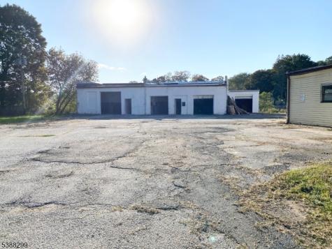 2026 Diller Avenue Newton NJ 07860