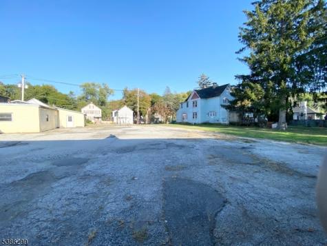 2026 Diller Avenue Newton NJ 07860