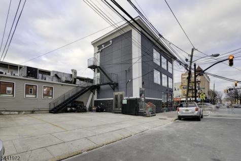 8 Wilson Avenue Newark NJ 07105