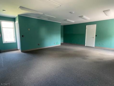 600 Avenue A Lopatcong NJ 08865