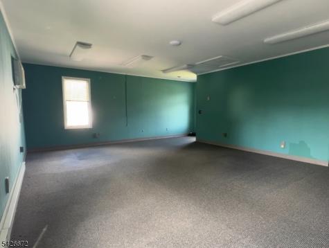 600 Avenue A Lopatcong NJ 08865