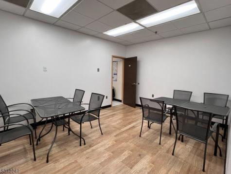 27 Bleeker Street Millburn NJ 07041