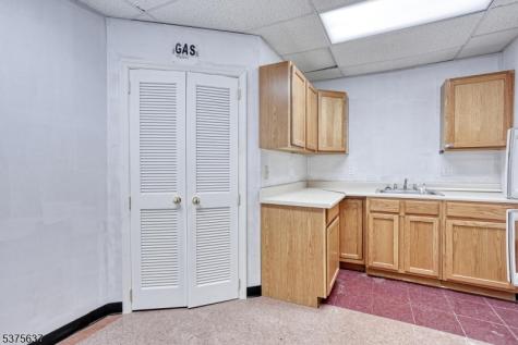 24 Lakeside Avenue Pompton Lakes NJ 07442