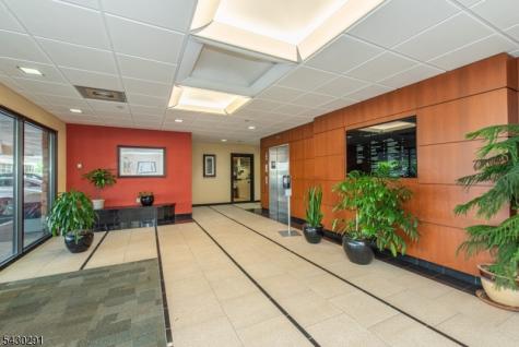 1037 RTE46C205 Clifton NJ 07013