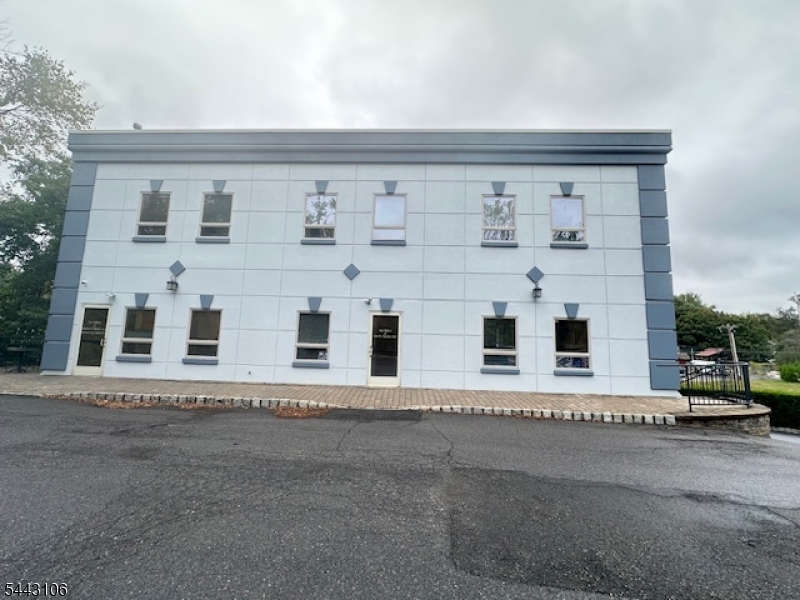 107 W Main St 1st & 2nd Floo Clinton NJ 08809