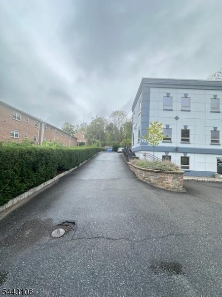 107 W Main St 1st & 2nd Floo Clinton NJ 08809