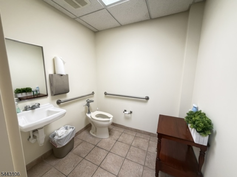 107 W Main St 1st & 2nd Floo Clinton NJ 08809