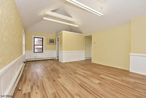 1432 State Route 23 Butler NJ 07405