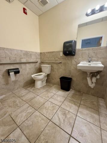198 Ferry Street Newark NJ 07105