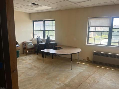 400 Drive Mlk Jr Boulevard East Orange NJ 07018