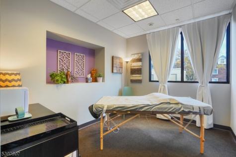 10 E Willow Street Millburn NJ 07041