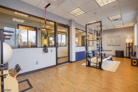 10 E Willow Street Millburn NJ 07041