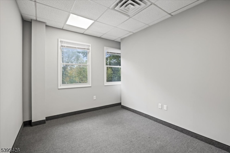 59 E Mill Road Washington NJ 07853